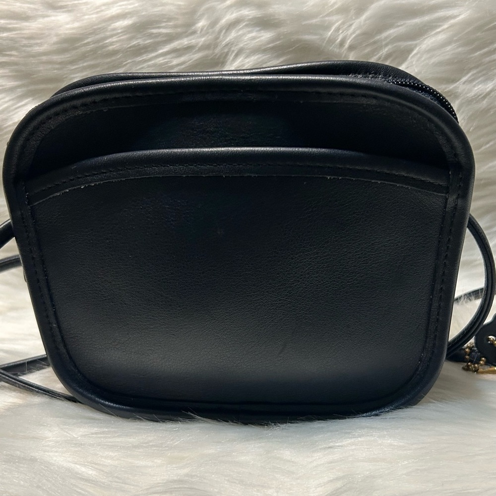 Coach Vintage Small Elegant Navy Blue Women's Crossbody Bag 9935 - Picture 2 of 11